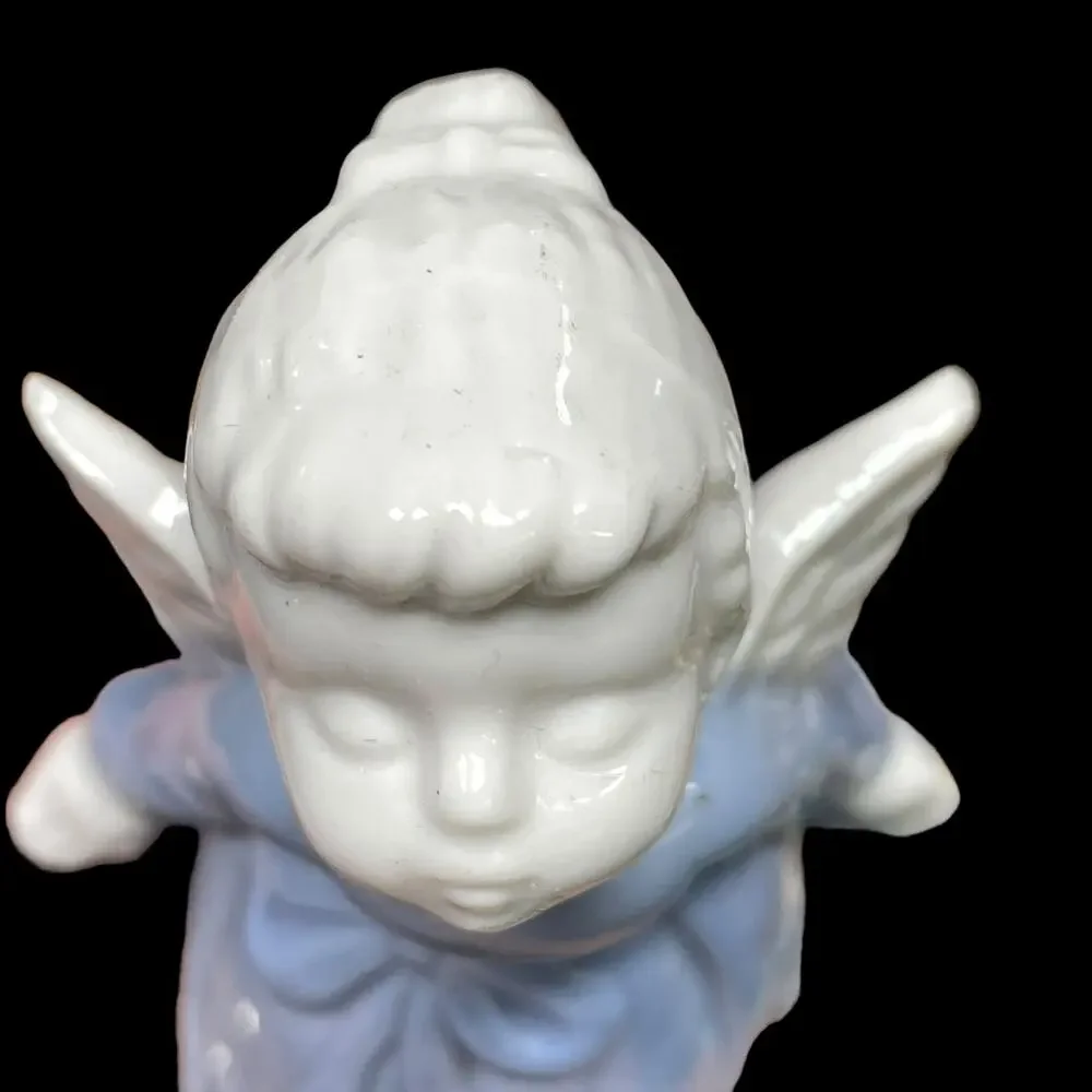 Lefton Kissing Angel Porcelain Blue & White Figurine Glazed Girl Made in Japan